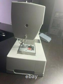 SINGER 44S Heavy Duty Sewing Machine