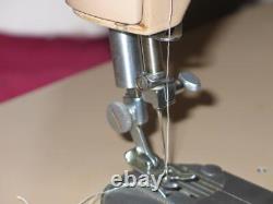 SINGER 500A HEAVY DUTY SEWING MACHINE, Service, in good working condition