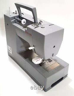 SINGER HD6380M Heavy Duty Sewing Machine Excellent Condition