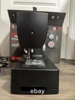 SINGER Heavy Duty 4432 Electric Sewing Machine, Buttonhole-Stitch, Free Arm