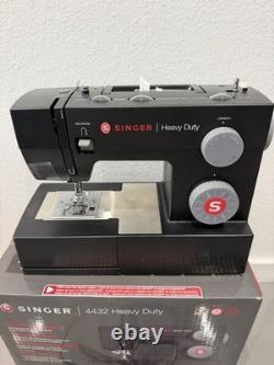 SINGER Heavy Duty 4432 Sterling Sewing Machine (Black)