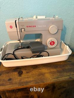 SINGER Heavy Duty Electric Household Sewing Machine, Pedal, Case, Denim/Leather