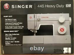 SINGER Heavy Duty Sewing Machine 23 Built-In Stitches NEWSHIPS FAST