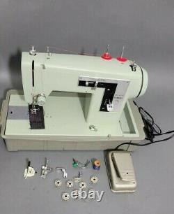 Sears Kenmore 158.120 Heavy Duty Zig Zag Sewing Machine W Footpedal