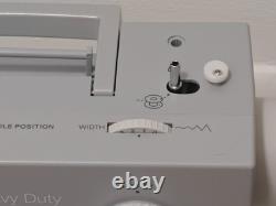 Sewing Machine SINGER Heavy Duty 4423 Grey BRAND NEW WithCarrying Case