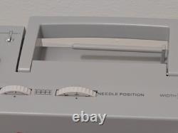 Sewing Machine SINGER Heavy Duty 4423 Grey BRAND NEW WithCarrying Case