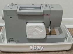 Sewing Machine SINGER Heavy Duty 4423 Grey BRAND NEW WithCarrying Case