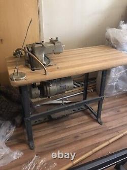 Sewing machine heavy duty Antique Commercial