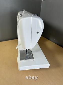 Simplicity Heavy Duty Denim Buster Performer Sewing Machine Model Sl1650