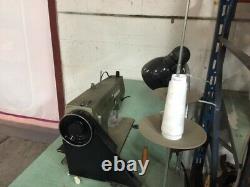 Singer 20u33 Sewing Machine Heavy Zigzag (Includes Table, Light and Motor)