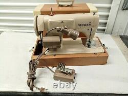 Singer 223 HEAVY DUTY all metal sewing machine