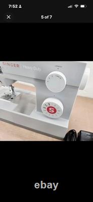Singer 4411 Heavy Duty Sewing Machine In Excellent Used Condition Tested