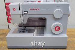 Singer 4411 Heavy Duty Sewing Machine With Pedal USED