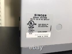 Singer 4423 Heavy Duty Home Sewing Machine for Parts or Repair