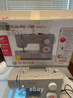 Singer 4423 Heavy Duty Sewing Machine