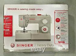 Singer 4423 Heavy Duty Sewing Machine Brand New In Box
