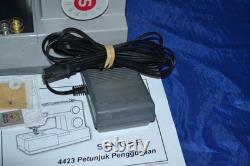 Singer 4423 Heavy Duty Used Sewing Machine Attachments Manual Serviced Sews Nice