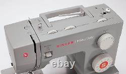 Singer 4423 Sewing Machine, Heavy Duty 23 Built-In Stitches, Grey