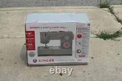 Singer 4452 Heavy Duty Sewing Machine 32 Built-in Stitches