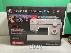 Singer 4452 Heavy Duty Sewing Machine/MAR-313