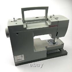 Singer 4452 Heavy Duty Sewing Machine Tested Ready To Use