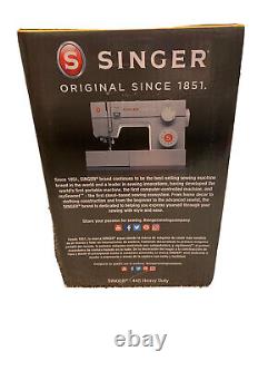 Singer 44s heavy duty classic sewing machine