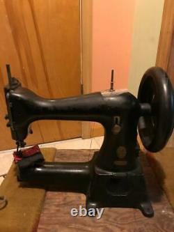 Singer 45K66 Heavy Duty Cylinder Bed Leather Harness Sewing Machine w Roller Ft