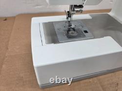 Singer 5511 Scholastic Heavy Duty Sewing Machine with extras