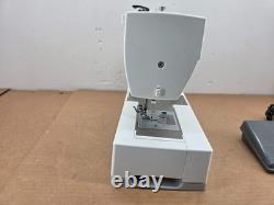Singer 5511 Scholastic Heavy Duty Sewing Machine with extras
