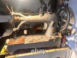Singer 7-33 Heavy Sewing Machine