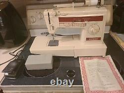 Singer Dressmaker Model 300Z Heavy Duty Sewing Machine with Foot Pedal withBox