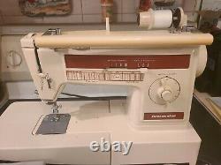 Singer Dressmaker Model 300Z Heavy Duty Sewing Machine with Foot Pedal withBox
