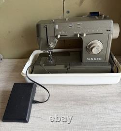 Singer HD110C Sewing Machine Heavy Duty With Case & Original Booklet