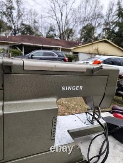 Singer HD110-C. Heavy Duty Sewing Machine With Foot Pedal Tested Working