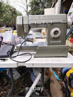 Singer HD110-C. Heavy Duty Sewing Machine With Foot Pedal Tested Working