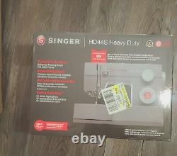 Singer HD44S Heavy Duty Sewing Machine Acce Kit & Foot Pedal 97 Stitch Appli
