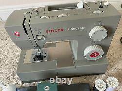 Singer Heavy Duty 4452 Sewing Machine