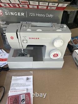 Singer Heavy Duty 725 Sewing Machine New