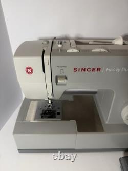 Singer Heavy Duty Sewing Machine Model 4411 Portable
