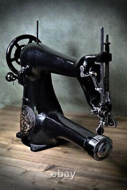 Singer Sewing Machine 18 18-2 18K2 18K Cylinder Arm Lefty Left Hand Heavy Duty