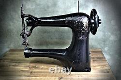 Singer Sewing Machine 18 18-2 18K2 18K Cylinder Arm Lefty Left Hand Heavy Duty