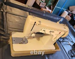 Singer Sewing Machine 237 Fashion Mate Carrying Case Vintage Heavy Duty