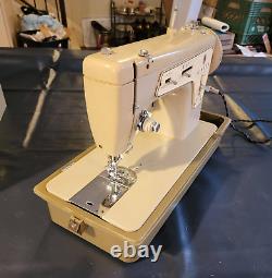 Singer Sewing Machine 237 Fashion Mate Carrying Case Vintage Heavy Duty