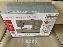 Singer Sewing Machine 4452 Heavy Duty with 32 Built-in Stitches NEW SEALED BOX