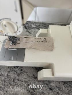 Singer Sewing Machine FM-17C With Pedal, Zig Zag, Free Arm, Extras- Heavy Duty Singer Sewing Machine FM-17C With Pedal, Zig Zag, Free Arm, Extras- Heavy Duty