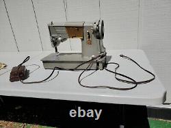 Singer Sewing Machine Heavy Duty Vintage 13608m