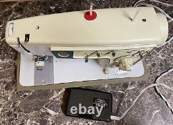 Singer Stylist Zig Zag 466 Vintage Heavy Duty Sewing Machine with Case Tested Work