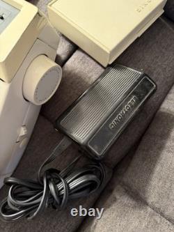 Singer Touch-Tronic 2010 Sewing Machine Memory Machine