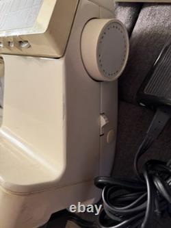 Singer Touch-Tronic 2010 Sewing Machine Memory Machine