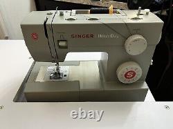 Singer heavy duty sewing machine